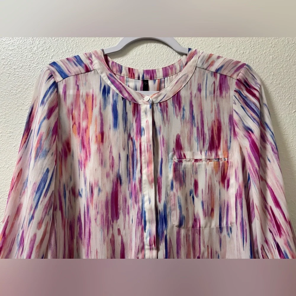 NYDJ Abstract Watercolor Tunic Blouse Top 3/4 Sleeve Pleated Women’s Medium - Picture 3 of 10